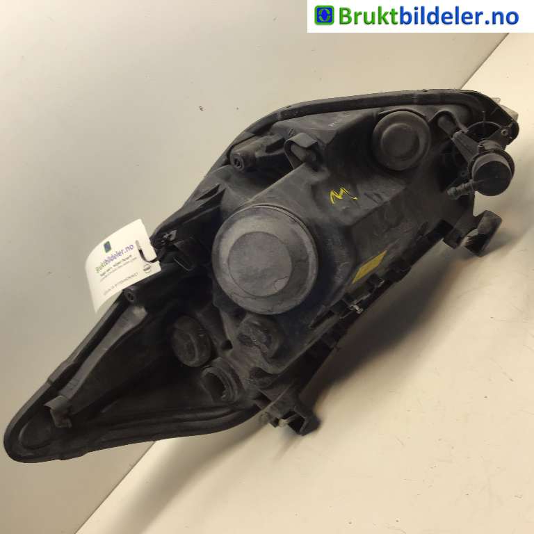 Frontlykt venstre xenon til Ford Kuga 2008-2012 (Type I)  (FORD|8V41-13006-AE|)
