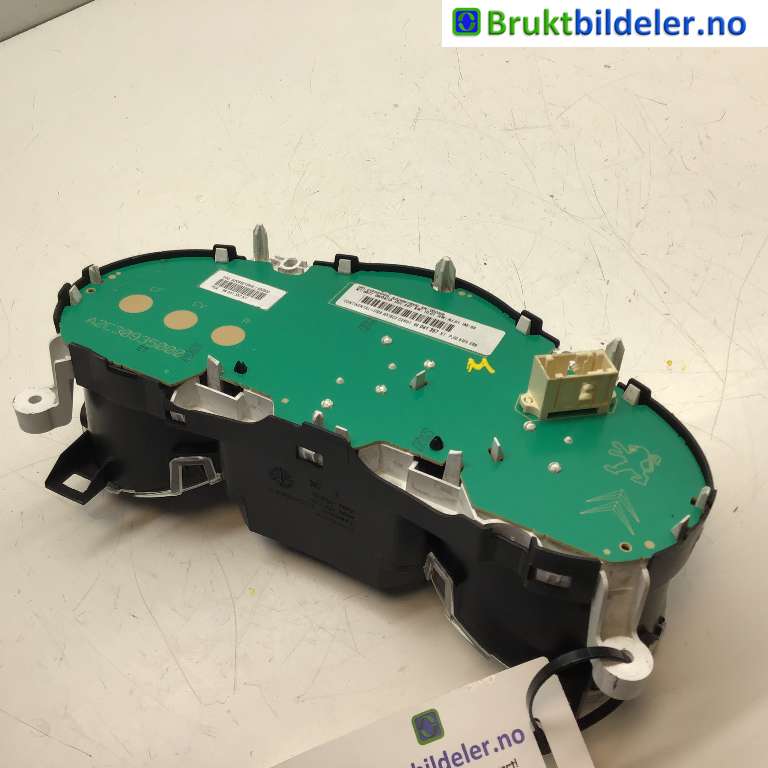 Instrumentpanel til Citroën DS3 2010-2019 (CITROEN|98 041 357 XT|A2C83013500|)