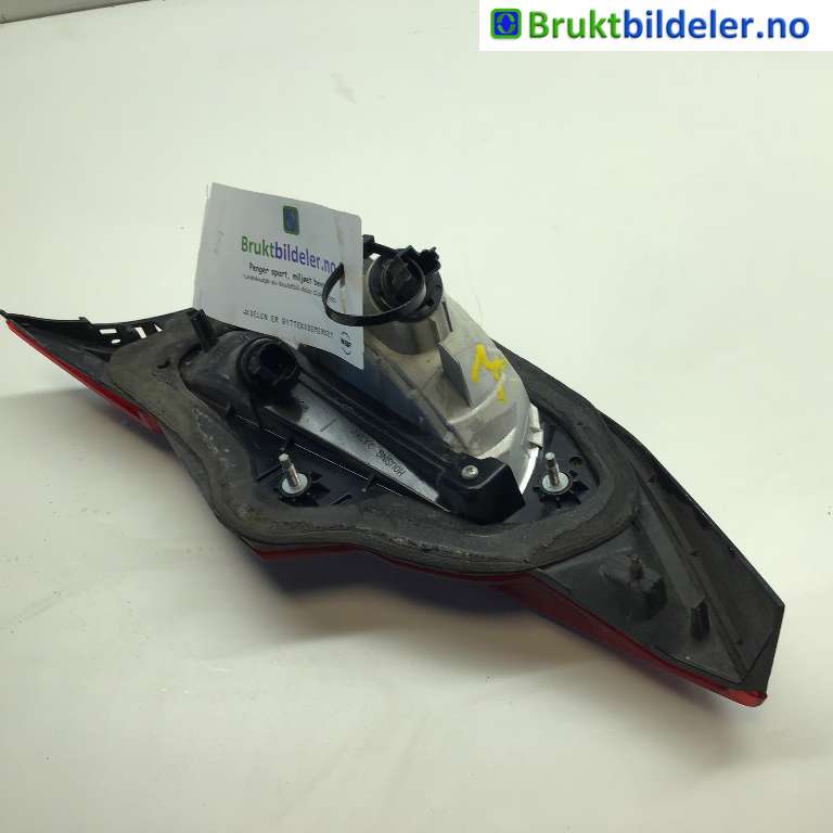 Baklykt venstre indre til Mazda 6 2013-2015 (Type III, Fase 1)  (MAZDA|GHR2-51-3G0B|132-41055|)