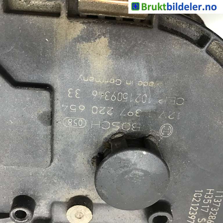 Viskermotor frontrute til Škoda Yeti 2009-2013 (Fase 1)  (SKODA|5L1 955 119 A|0 397 220 654|)