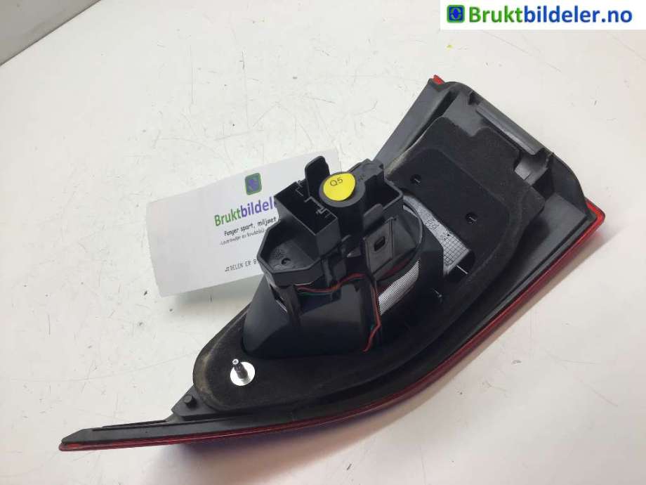 Baklykt venstre indre til BMW X1 2009-2015 (E84) (E84) (BMW|63 21 2 990 113|2 14 08 09 863|)