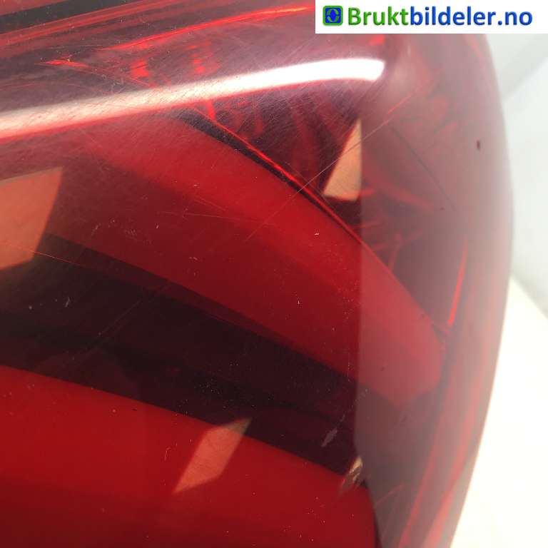 Baklykt venstre indre til Peugeot 308 2013-2021 (Type II)  (PEUGEOT|9677818380|81260101|)