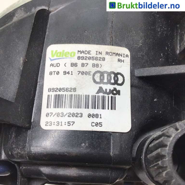 Tåkelykt venstre foran til Audi Q3 2011-2014 (Type I, Fase 1)  (AUDI|8T0 941 700 E|89205828|)