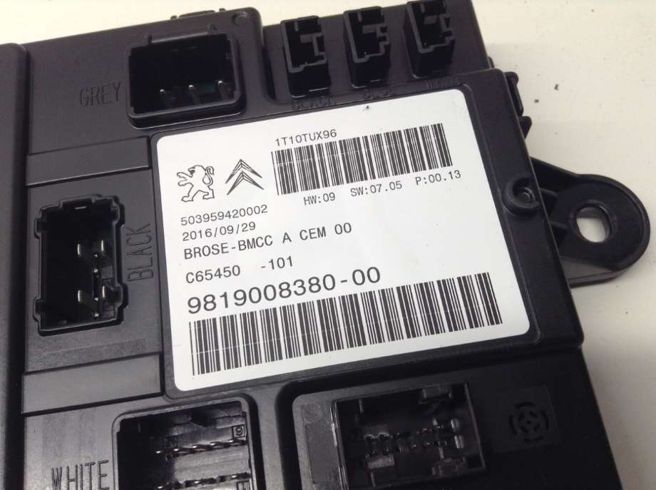 Styreenhet elektrisk bakluke til Citroën C4, Picasso 2013-2018 (Type II)  (CITROEN|9819008380-00|C65450-101|)