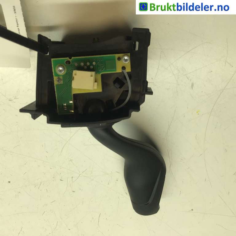 Bryter blink til Ford Transit Connect 2018-->> Type II, Fase 2  (FORD|CV6T-13335-AE|)