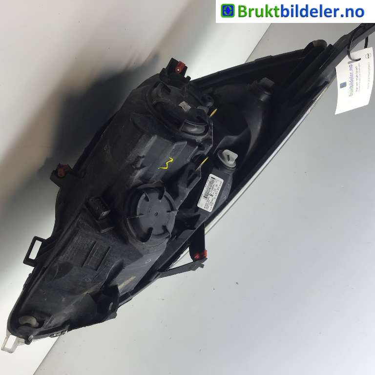 Frontlykt venstre halogen til Opel Meriva B 2010-2017  (OPEL|13286612|722556250|VP9PMX-13006-AD)