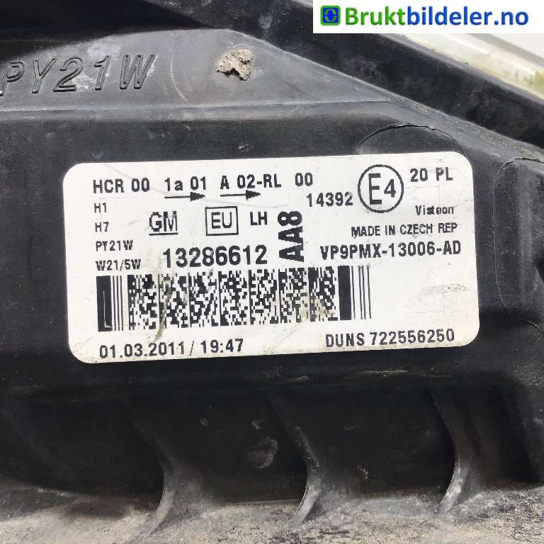 Frontlykt venstre halogen til Opel Meriva B 2010-2017  (OPEL|13286612|722556250|VP9PMX-13006-AD)