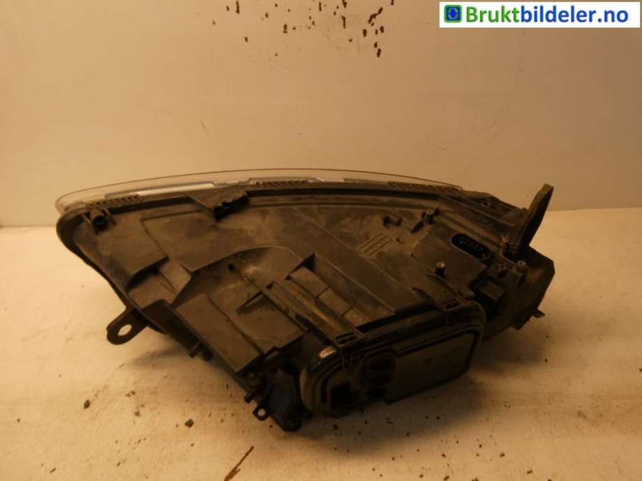 Frontlykt venstre xenon til Audi A6 2005-2008 (Type III, Fase 1) (C6) (C6) (AUDI|4F0 941 029 AK|)