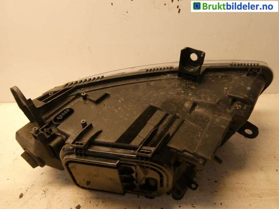 Frontlykt høyre xenon til Audi A6 2005-2008 (Type III, Fase 1) (C6) (C6) (AUDI|4F0 941 030 AK|)