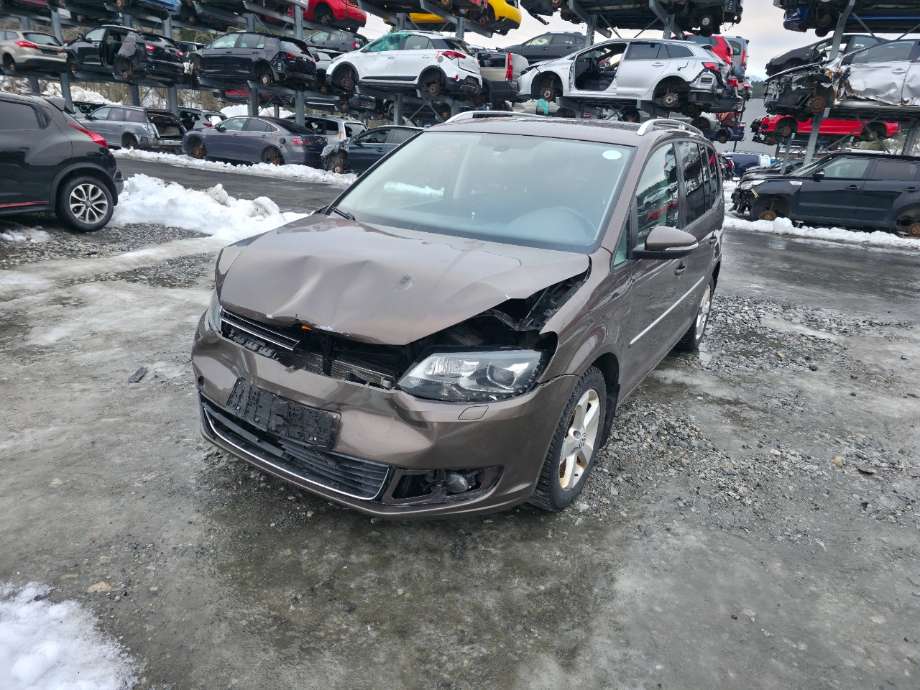 Dør venstre foran til VW Touran, 2010-2015 (Type I, Fase 3)  (VOLKSWAGEN|)