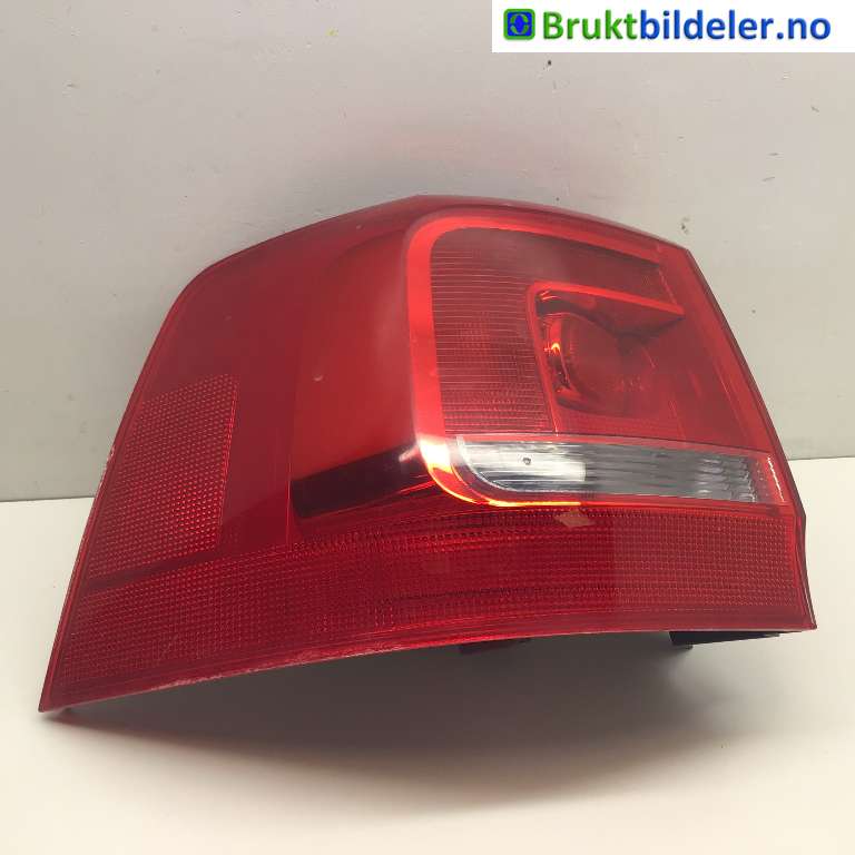 Baklykt venstre til VW Sharan, 2010-->> (Type II)  (VOLKSWAGEN|7N0 945 095 G)