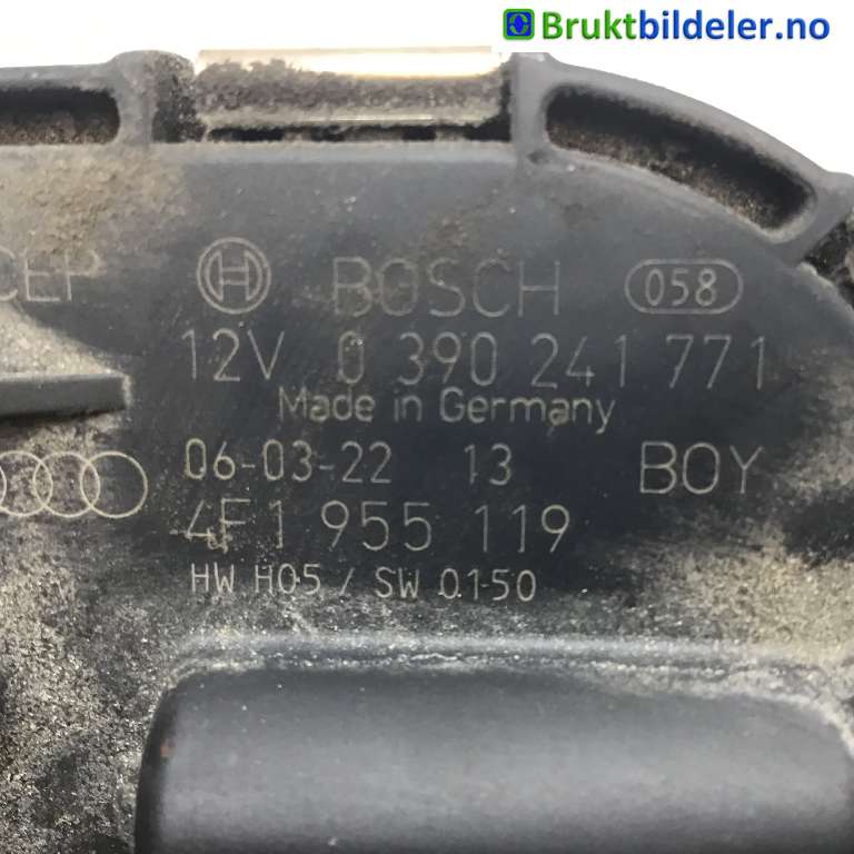 Viskermotor frontrute til Audi A6 2005-2008 (Type III, Fase 1) (C6) (C6) (AUDI|4F1 955 119|0 390 241 771|)