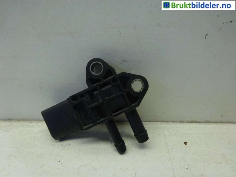 Diverse deler til Audi A6 2005-2008 (Type III, Fase 1) (C6) (C6) (AUDI|07Z 906 051 A|0 281 002 711)
