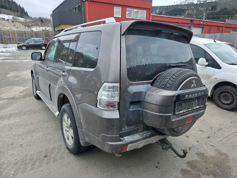 Hengerfeste til Mitsubishi Pajero 2007-2016 (Type IV, Fase 1) (MITSUBISHI|)