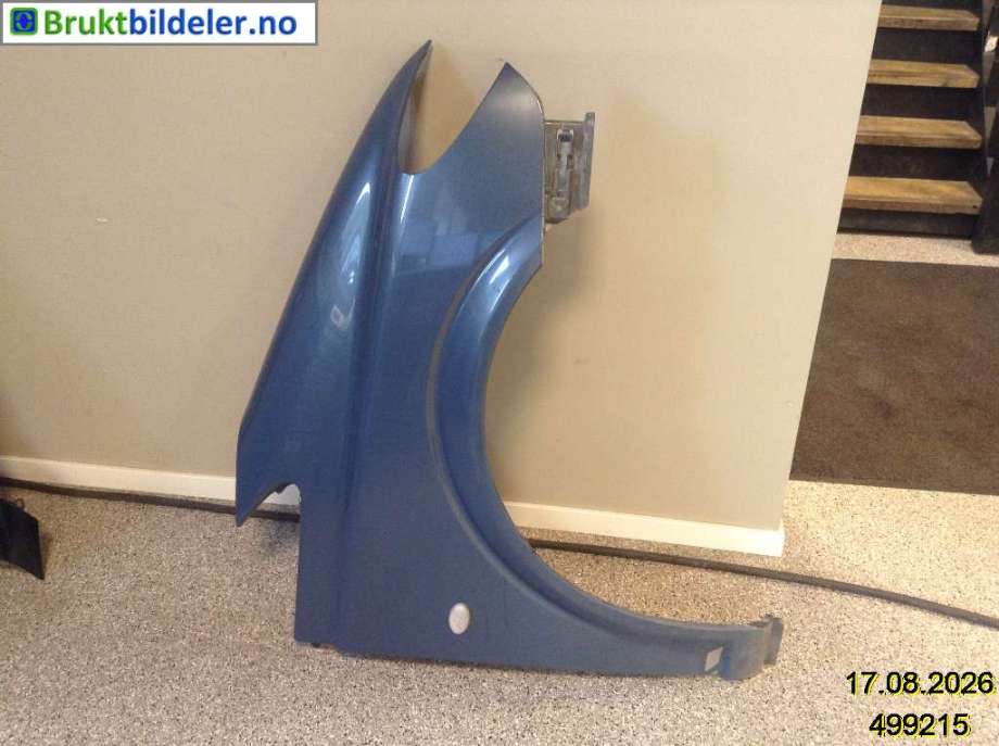 Skjerm høyre foran til Mercedes Vito/Viano, 2004-2010 (Fase 1) (W639) (W639) (MERCEDES|A 639 630 52 07)