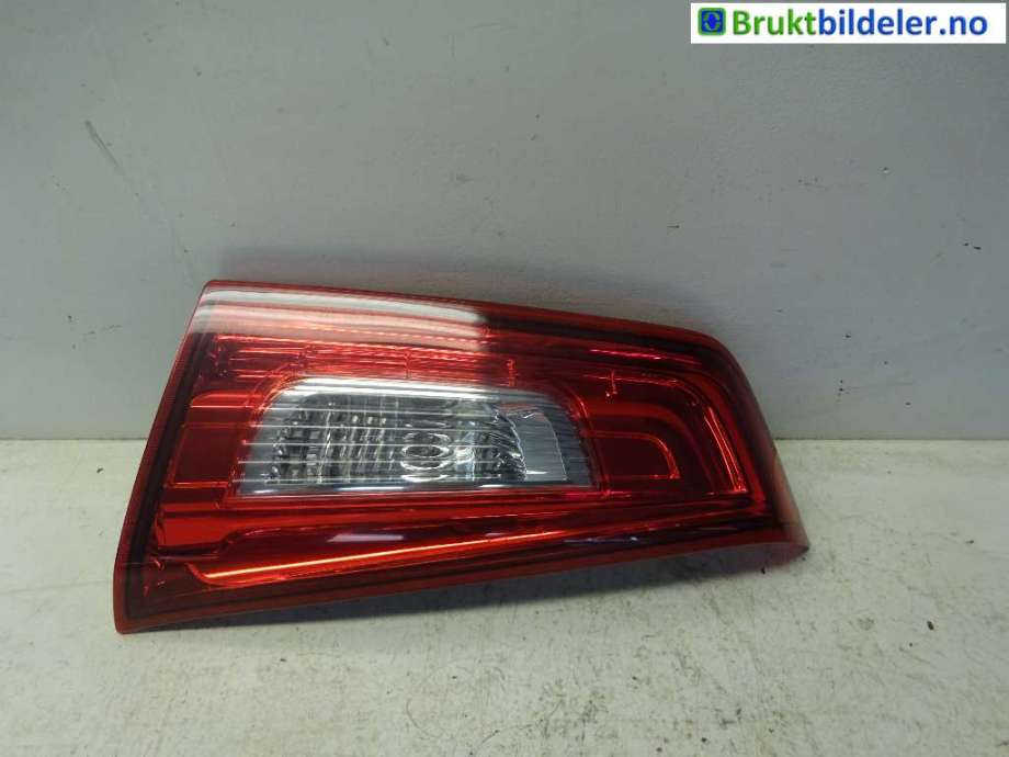 Baklykt høyre indre til Mitsubishi ASX 2010-2019 (MITSUBISHI|8336A088|)