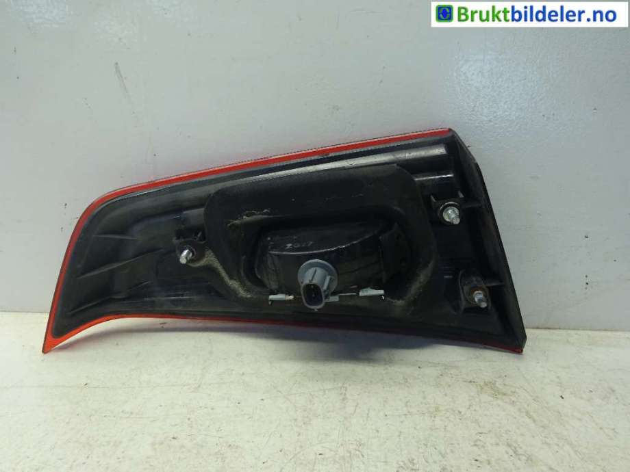 Baklykt høyre indre til Mitsubishi ASX 2010-2019 (MITSUBISHI|8336A088|)