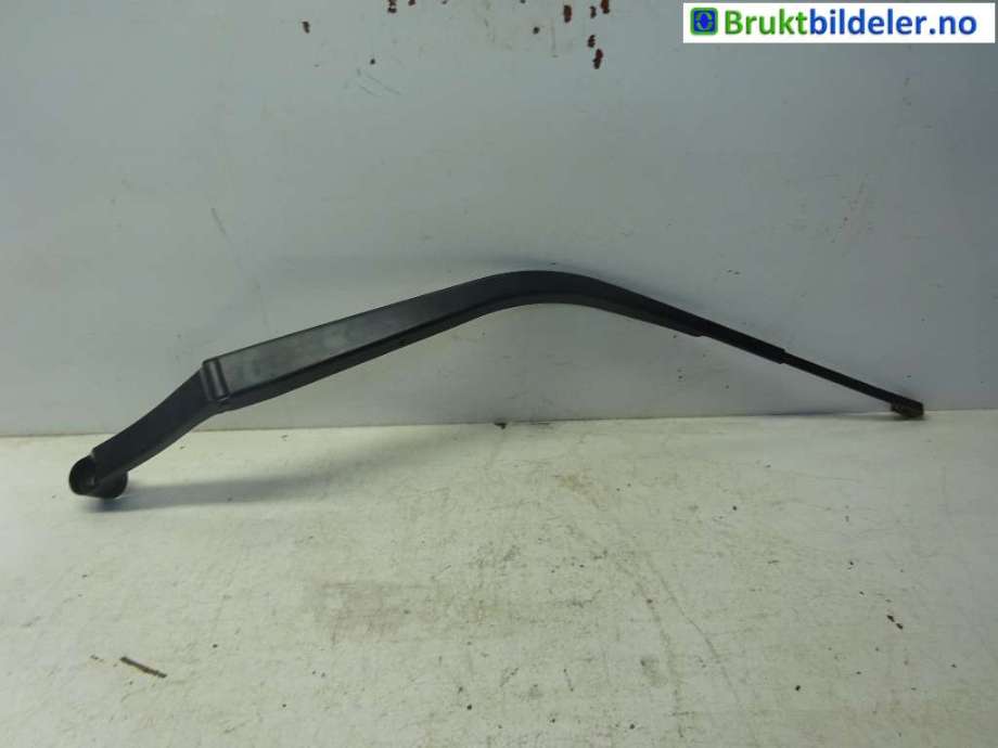 Viskerarmer frontrute til Mitsubishi ASX 2010-2019 (MITSUBISHI|8250A172|7350|)
