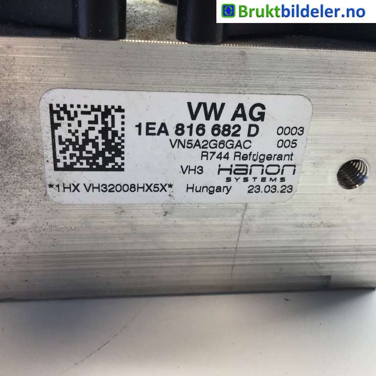 Diverse deler til VW ID.4 2020-->>  (VOLKSWAGEN|1EA 816 682 D|VN5A2G6GAC|)
