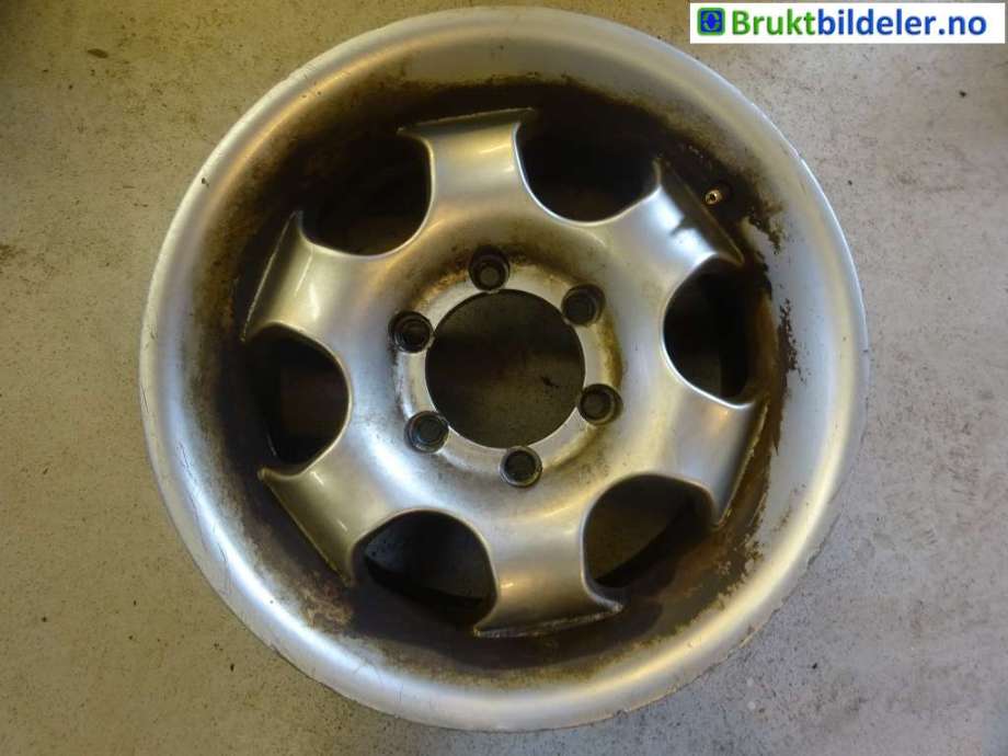 Felgsett aluminium til Toyota Hilux 1998-2001 (TOYOTA||3;8JJX16 5X114)