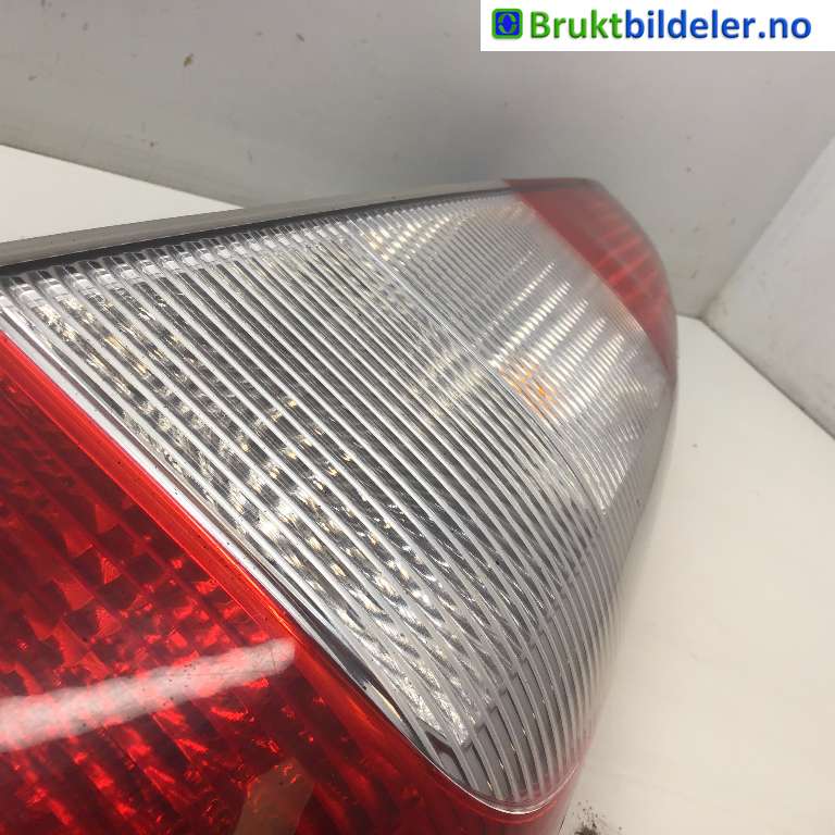 Baklykt høyre til Mercedes Vito/Viano 2010-2014 (Fase 2) (W639) (W639) (MERCEDES|A 639 820 17 64|)