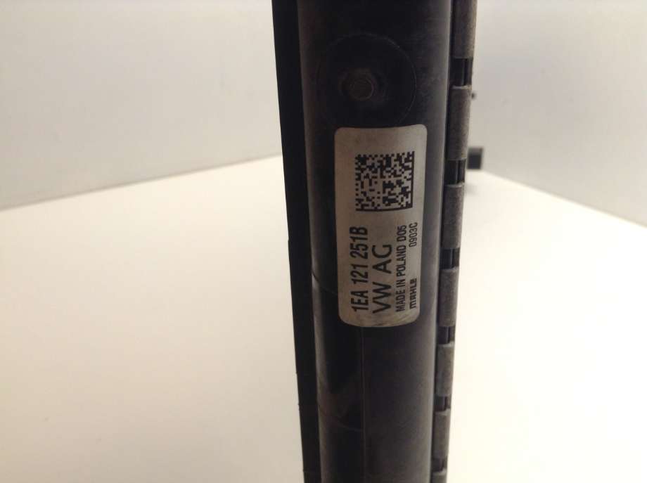Radiator (automat gir) til VW ID.4 2020-->> (VOLKSWAGEN|1EA 121 251 B|)