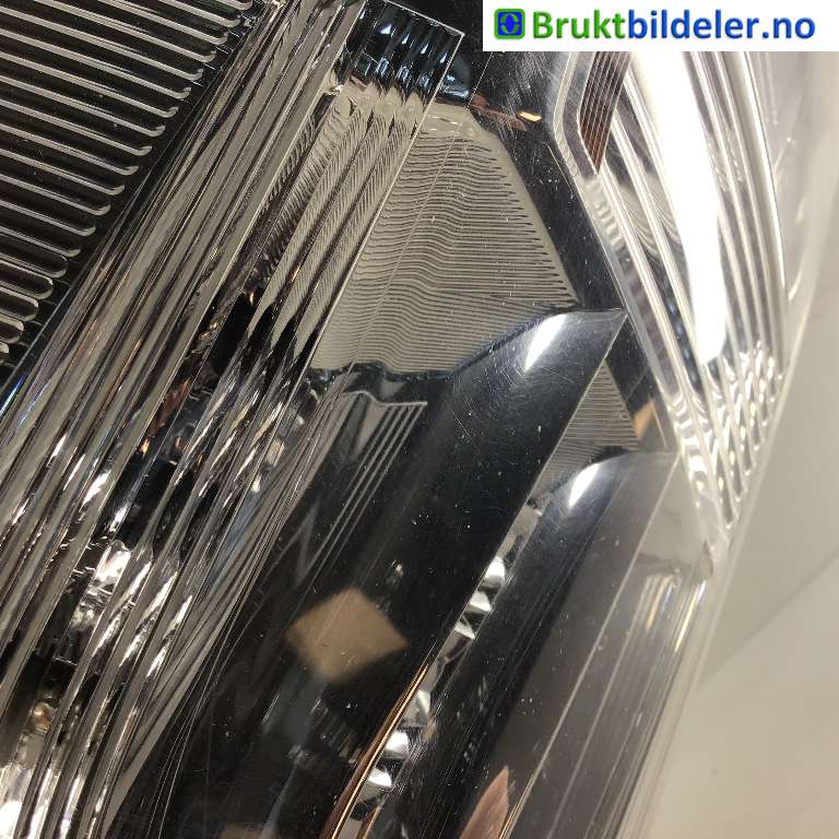 Baklykt høyre til Toyota Prius 2009-2016 (Type III) (COMBI) (COMBI) (TOYOTA|8155147122|)