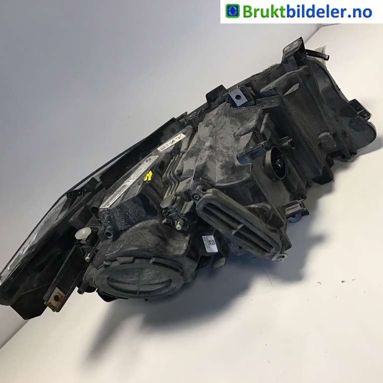 Frontlykt venstre xenon til BMW 3-Serie 2012-2018 (F30/F31/F34) (F30/F31/F34) (BMW|63 11 7 355 559|731 61 100 00|)