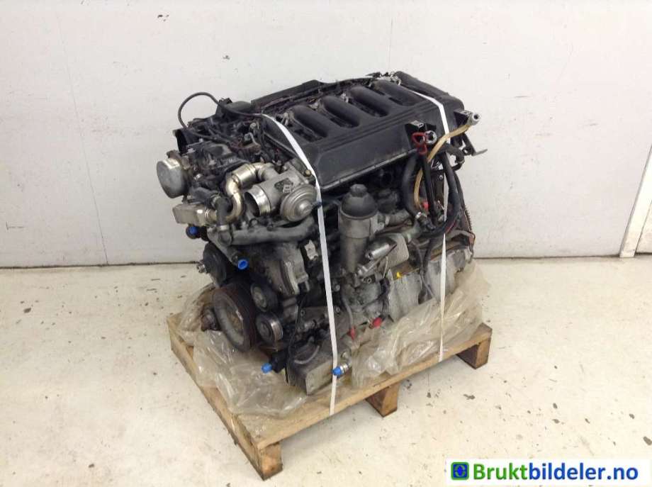 Motor diesel til BMW 7-Serie, 2000-2008 (E65/E66/E67/E88) (E65/E66/E67/E88) (BMW|11000306821)