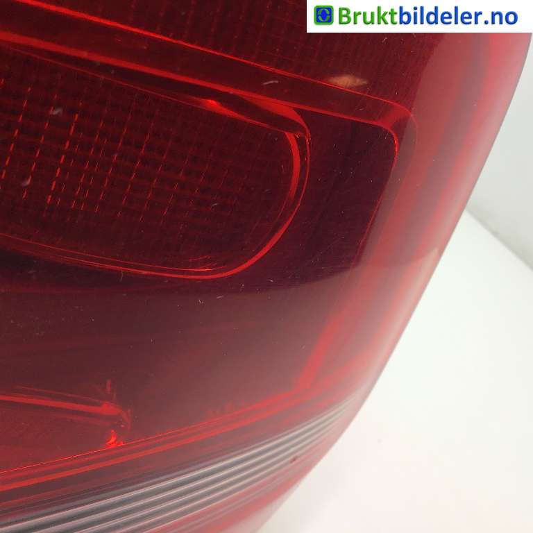 Baklykt høyre til VW Touran 2010-2015 (Type I, Fase 3) (VOLKSWAGEN|1T0 945 096 R|)