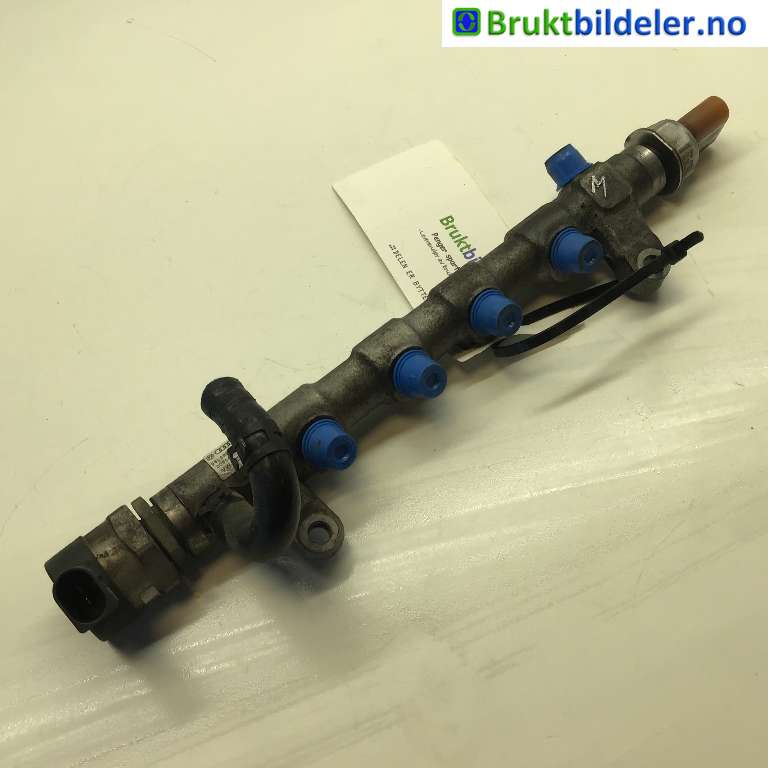 Dyseskinne (fuelrail) til VW Touran, 2010-2015 (Type I, Fase 3)  (VOLKSWAGEN|03L 130 089 P)