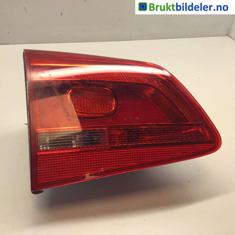 Baklykt venstre indre til VW Touran, 2010-2015 (Type I, Fase 3)  (VOLKSWAGEN|1T0 945 093)
