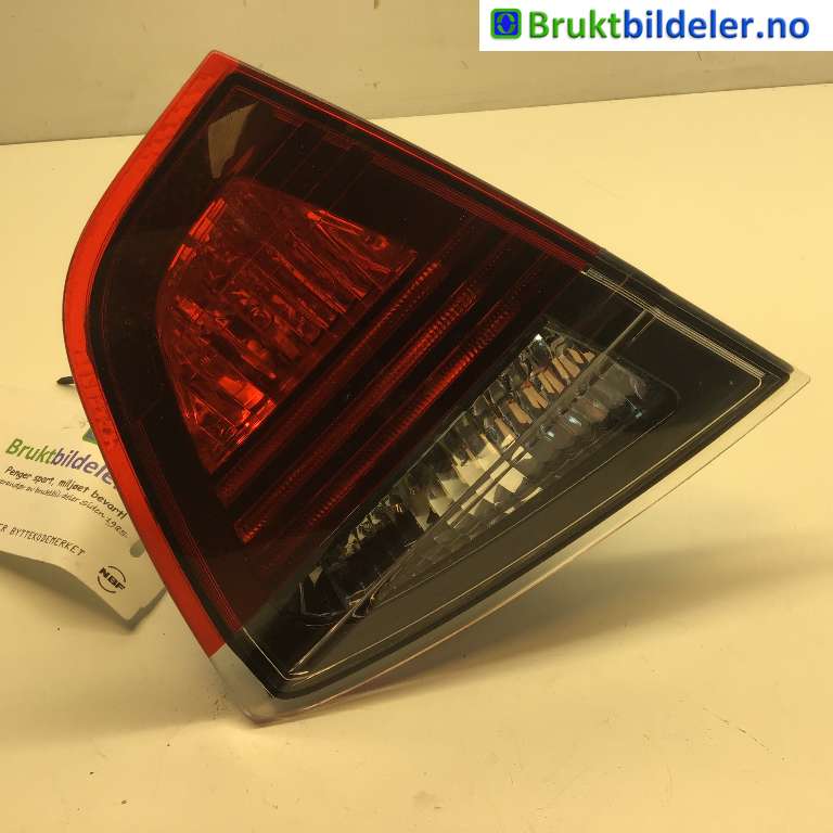 Baklykt venstre indre til BMW 3-Serie, 2005-2011 (E90/E91/E92/E93) (E90/E91/E92/E93) (BMW|63 21 0 406 883)