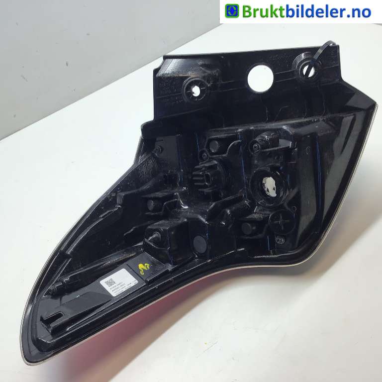 Baklykt høyre til Toyota RAV4 2016-2019 (Type IV, Fase 2)  (TOYOTA|81550-42201|A4Q221-0001|)