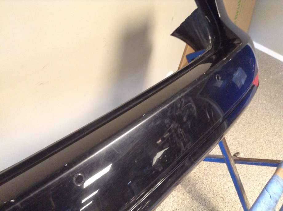 Støtfanger bak til VW Touran 2010-2015 (Type I, Fase 3)  (VOLKSWAGEN|1T0 807 421 K||1T0 807 521 H)