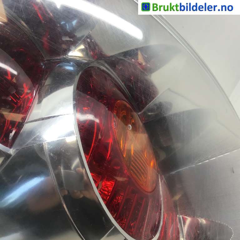 Baklykt venstre til Toyota Verso 2004-2009 (Type II)  (TOYOTA|81561-0F020|)