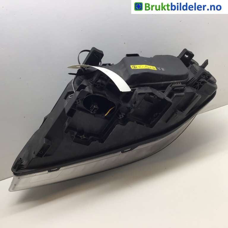 Frontlykt høyre xenon til Volvo V70 2007-2013 (Type III, Fase 1) (VOLVO|31214416|633.32.000.01|31214348)