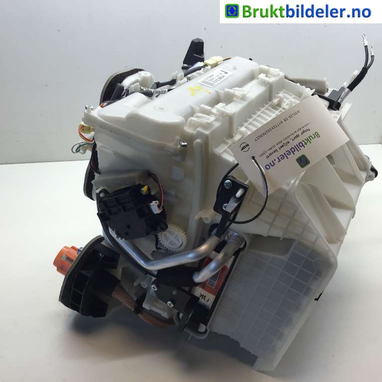 Varmeapparat motor til Nissan Ariya, 2022-->> (NISSAN|272105MS4A)