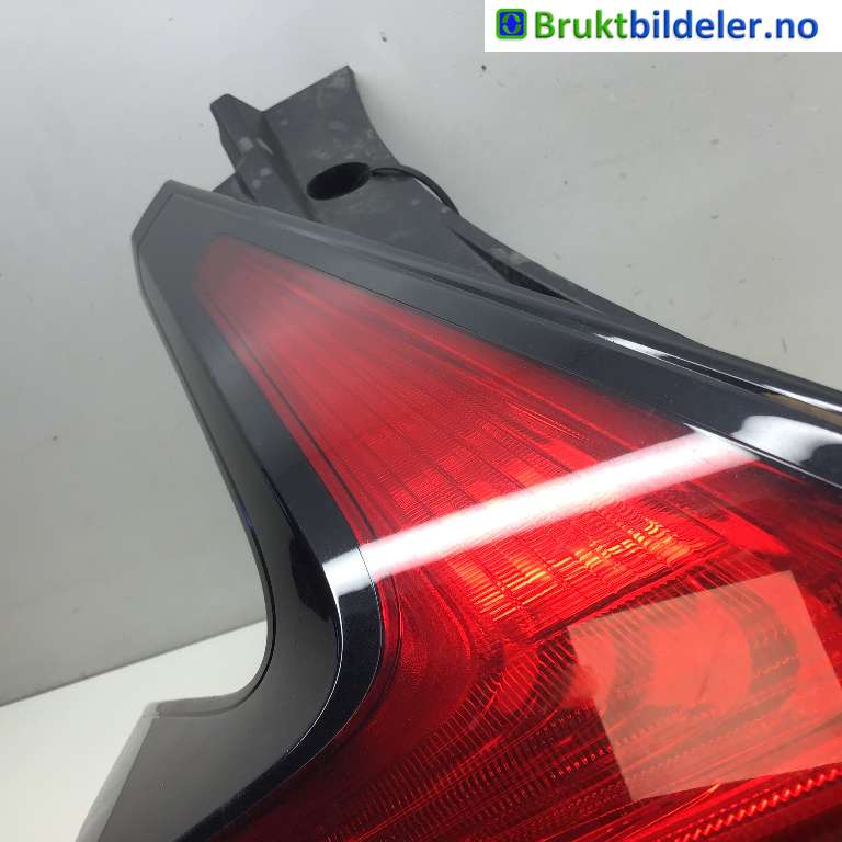 Baklykt venstre til Nissan Leaf 2018-->> (Type II)  (NISSAN|26555-5SH1A|A4V232-0000|)