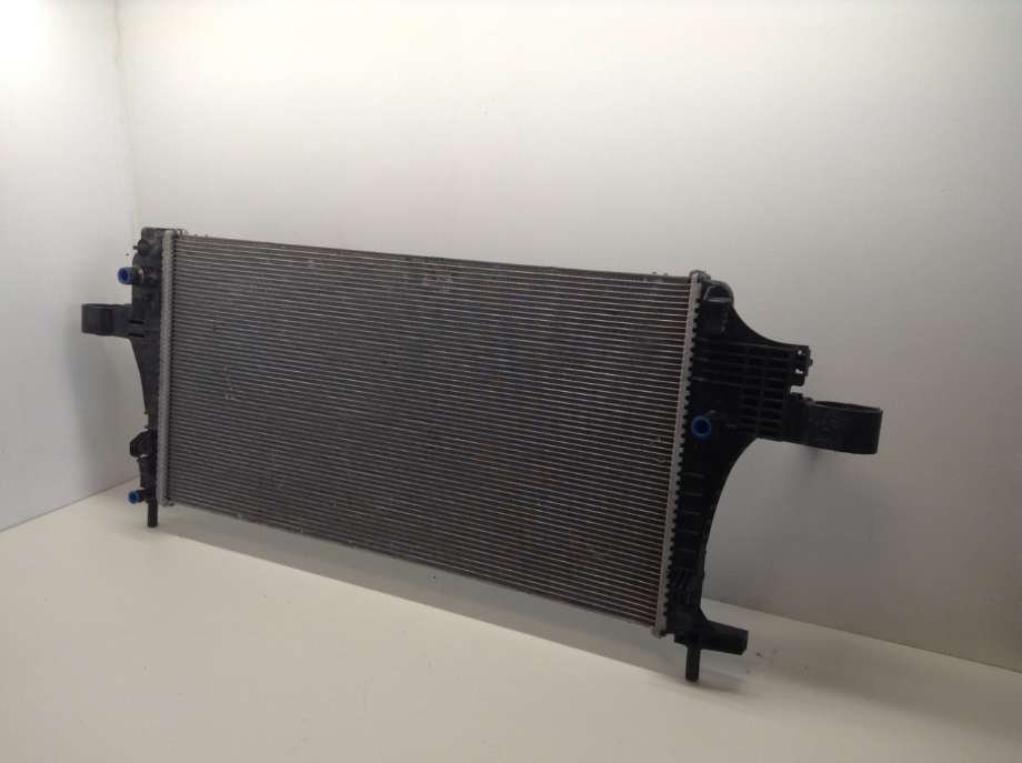Radiator (automat gir) til Polestar 2 2020-->>  (POLESTAR|31686548|)