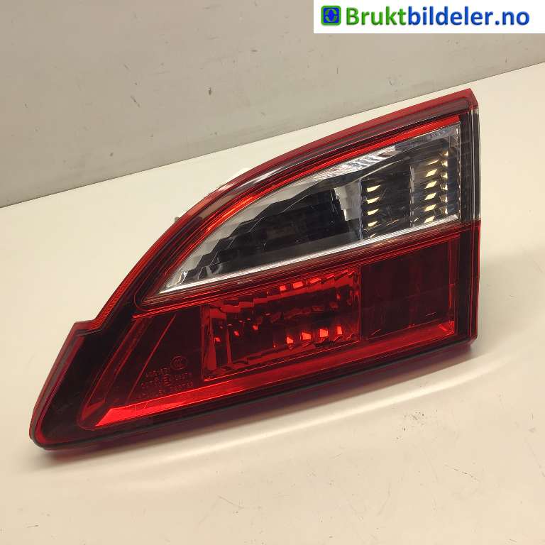 Baklykt høyre indre til Mazda 5, 2011-2015 (Type II)  (MAZDA|C513513F0G)