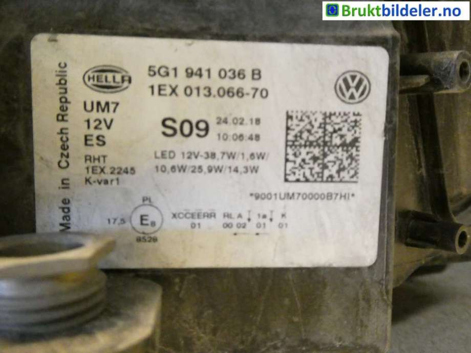 Frontlykt høyre halogen til VW e-Golf 2017-2020 (Fase 2)  (VOLKSWAGEN|5GE 941 036|1EX 013 066-70|5GE 941 774)