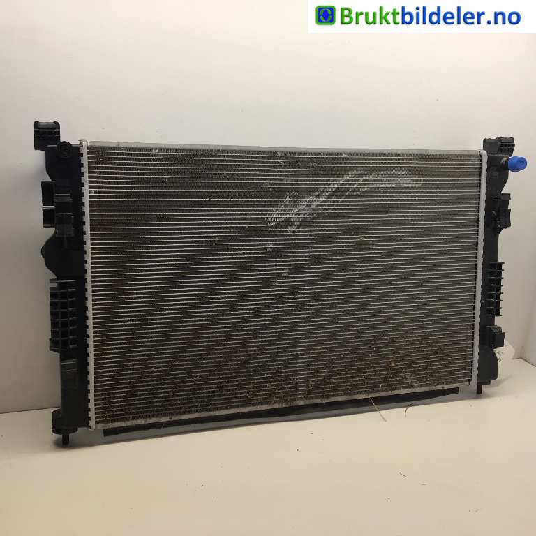 Radiator (automat gir) til Nissan Ariya 2022-->> (NISSAN|214105MP0B|)