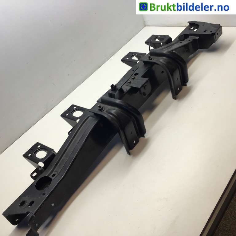 Frontplate til Nissan Ariya 2022-->>  (NISSAN|625115MR0H|)