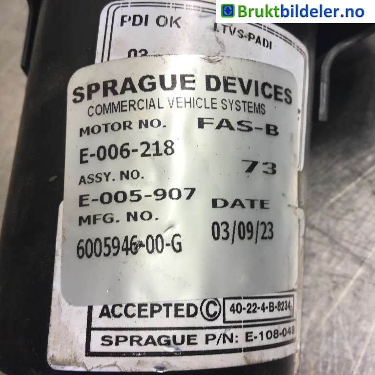 Viskermotor frontrute til Tesla Model S 2016-2021 (Fase 2)  (TESLA|6005946-00-G|E-006-218|)