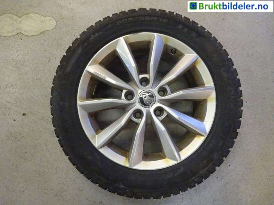 Hjulsett aluminium vinter til Škoda Octavia 2017-2020 (Type III, Fase 2) (SKODA|GOODYEAR/DYNAMO|6.5JX16 ET46 5X112|5E0 601 025 B)