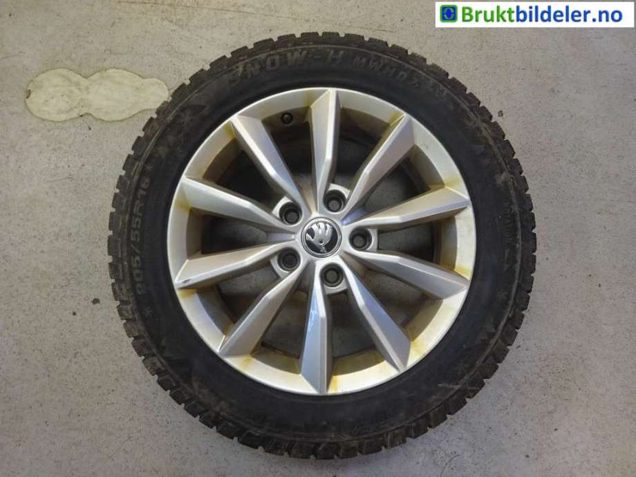 Hjulsett aluminium vinter til Škoda Octavia 2017-2020 (Type III, Fase 2) (SKODA|GOODYEAR/DYNAMO|6.5JX16 ET46 5X112|5E0 601 025 B)