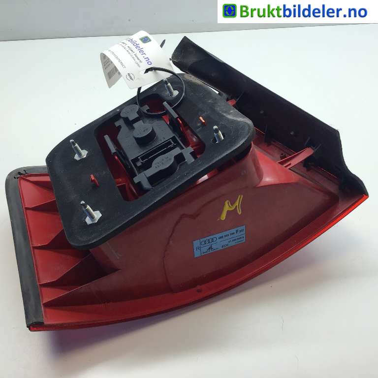 Baklykt høyre til Audi A6 2001-2004 (Type II, Fase 2) (C5) (C5) (AUDI|4B9 945 096F|41.280.999.9|)