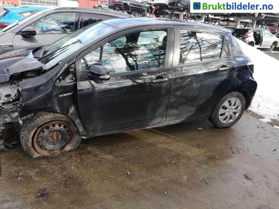 Dør venstre bak til Toyota Yaris, 2012-2014 (Type III, Fase 1)  (TOYOTA|)