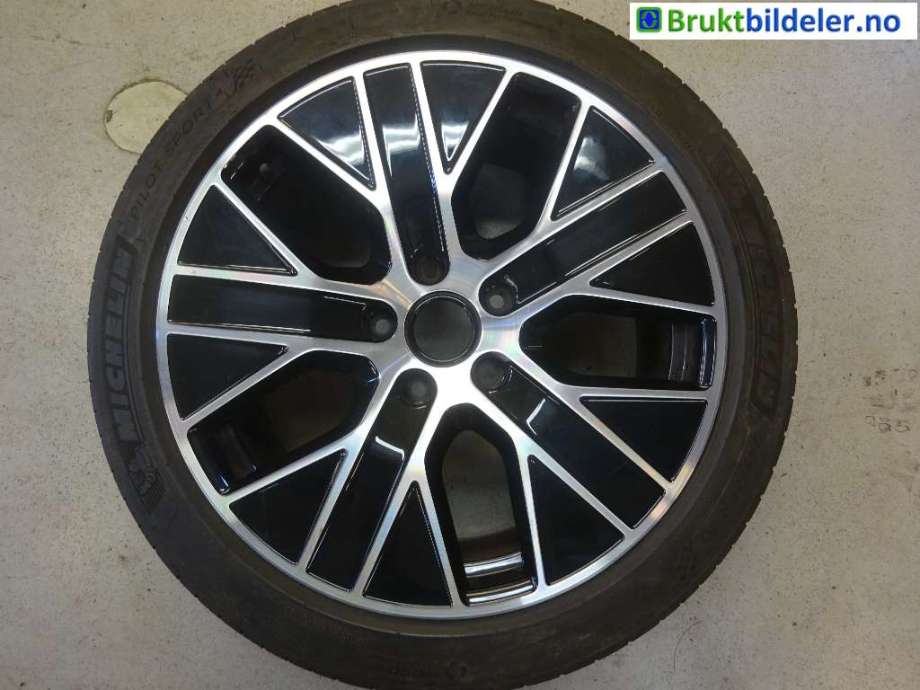 Felgsett aluminium til Porsche Taycan 2019-->> (PORSCHE|9J1 601 025 J|9/11X20 ET54/60|9J1 601 025 K)